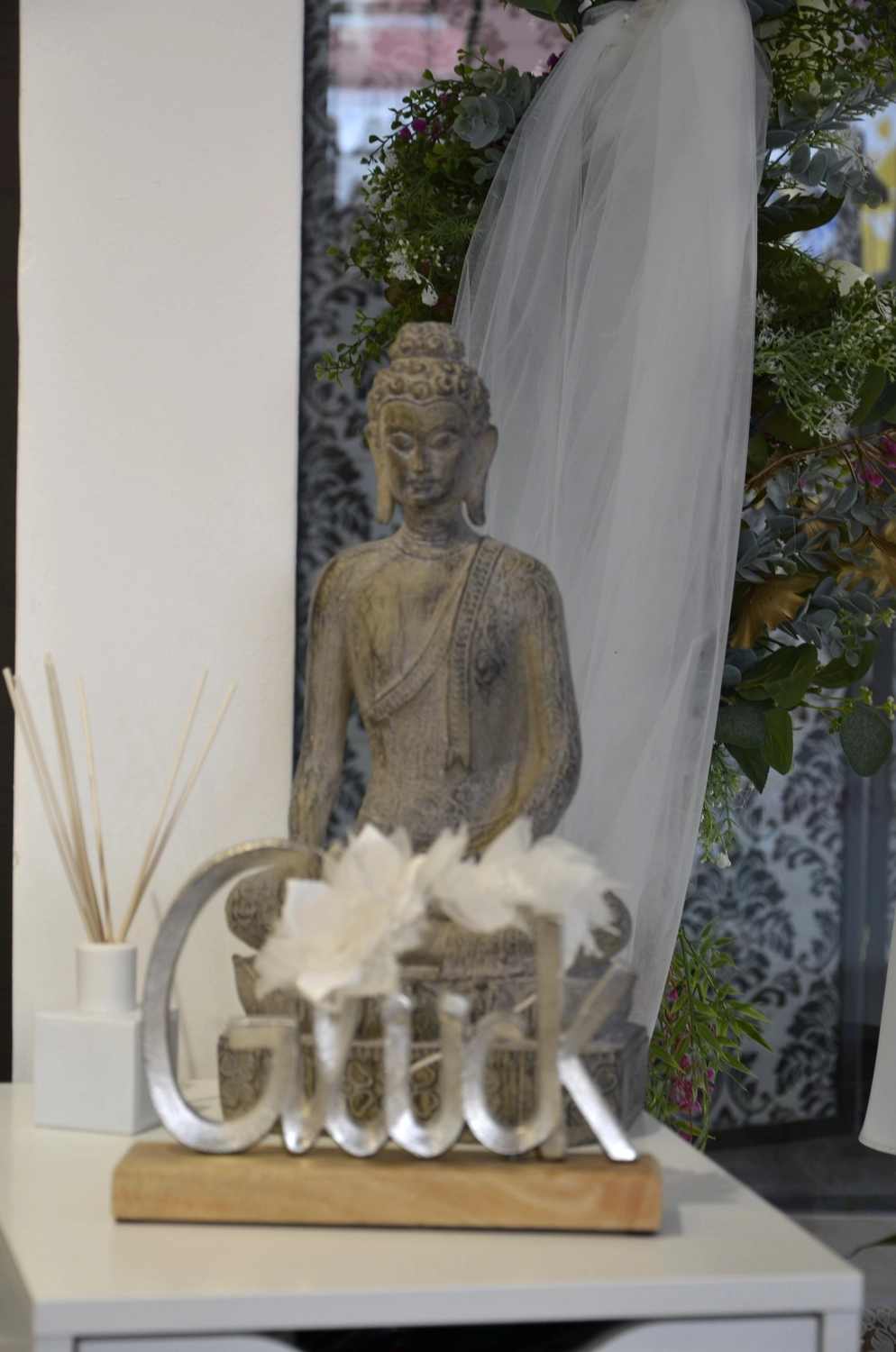 Brautatelier Mutz - Brautkleider - LEDAN