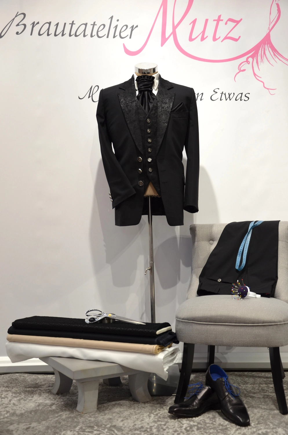 Brautatelier Mutz - Brautkleider - Hochzeitsbräutigam