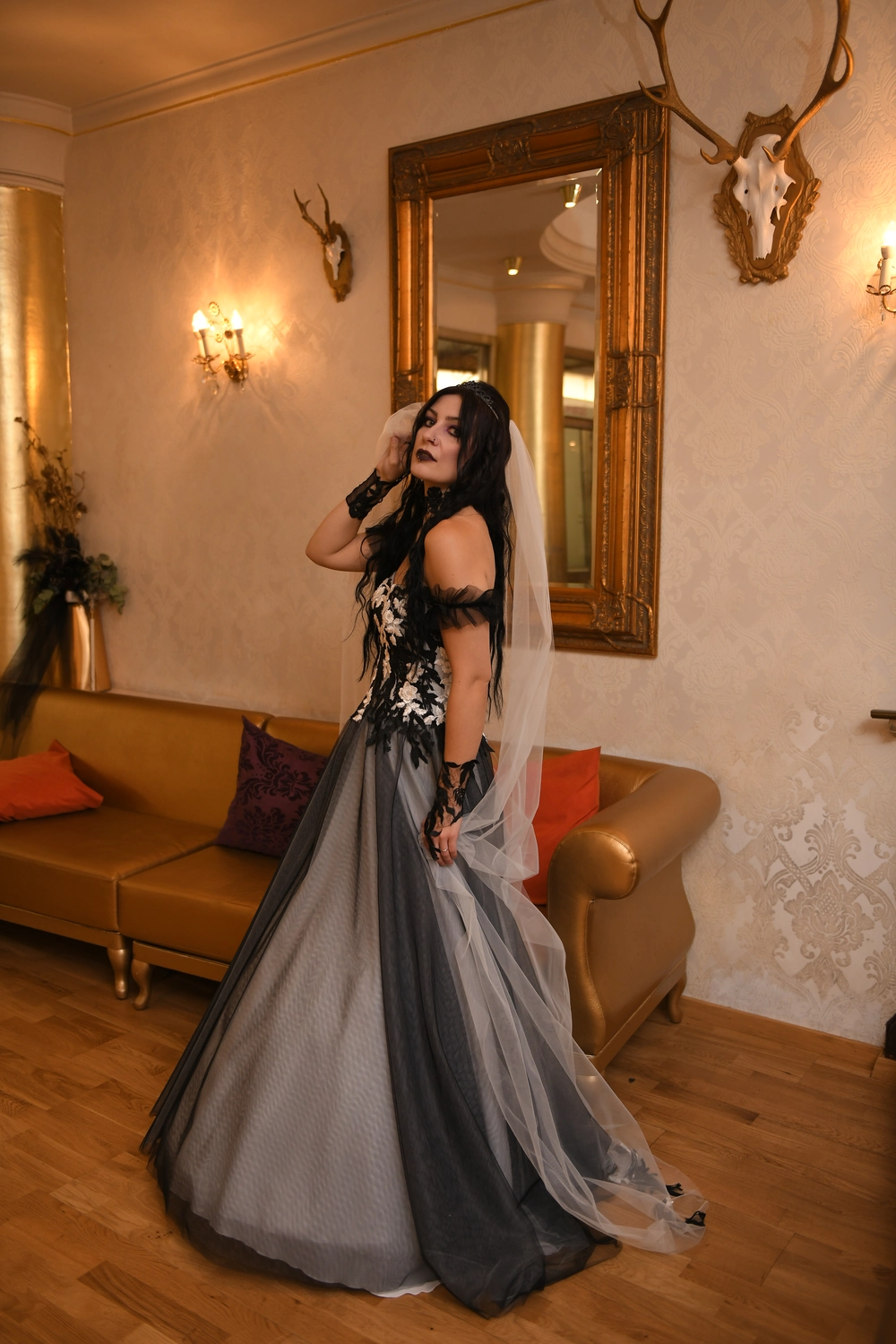 Brautatelier Mutz - Brautkleider - Lady Noir