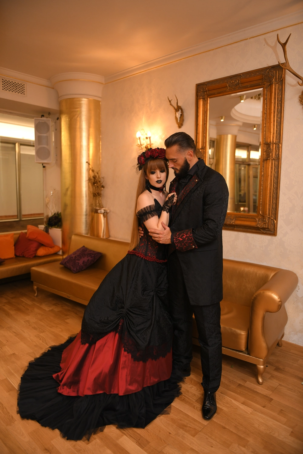 Brautatelier Mutz - Brautkleider - Lady Noir