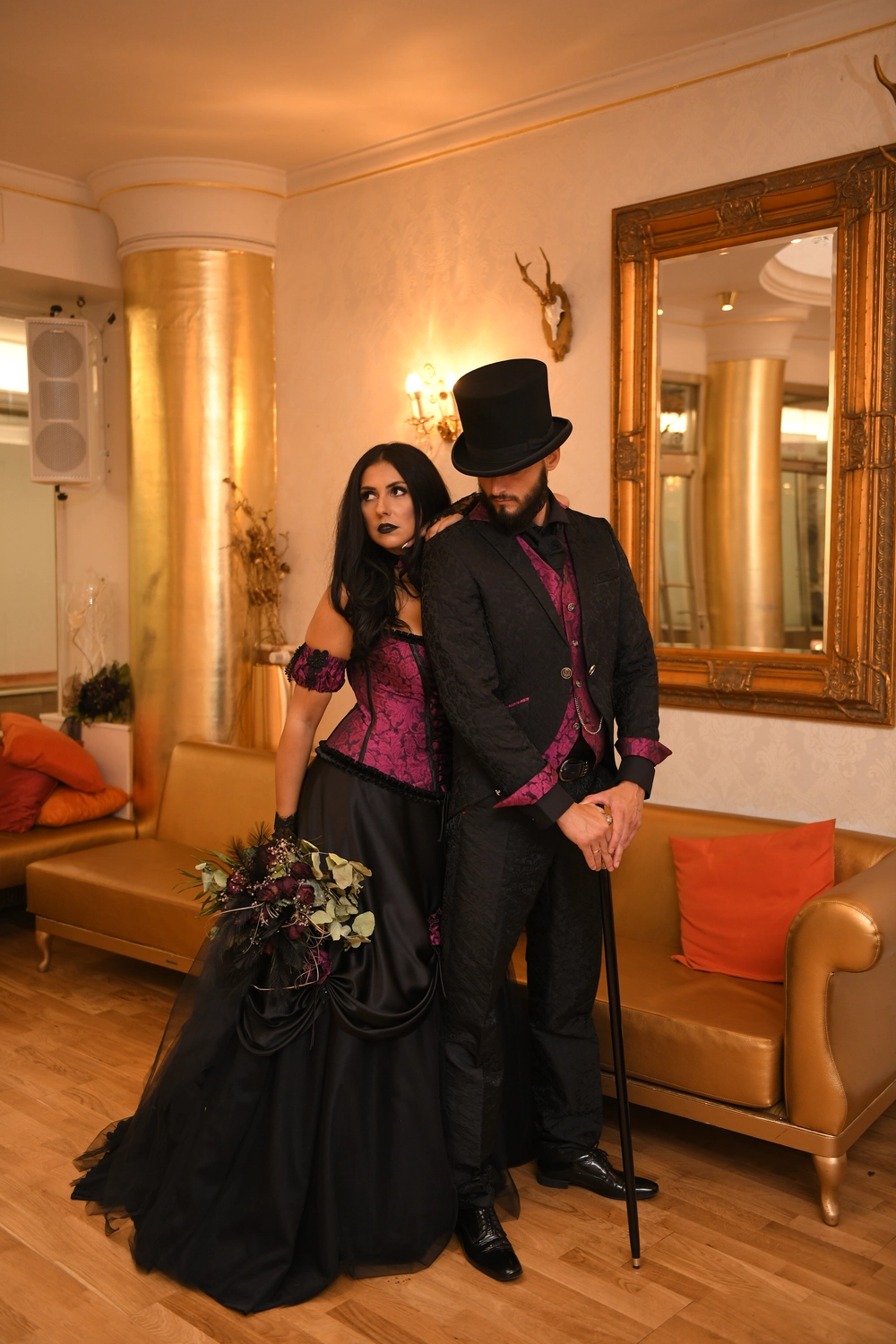 Brautatelier Mutz - Brautkleider - Lady Noir