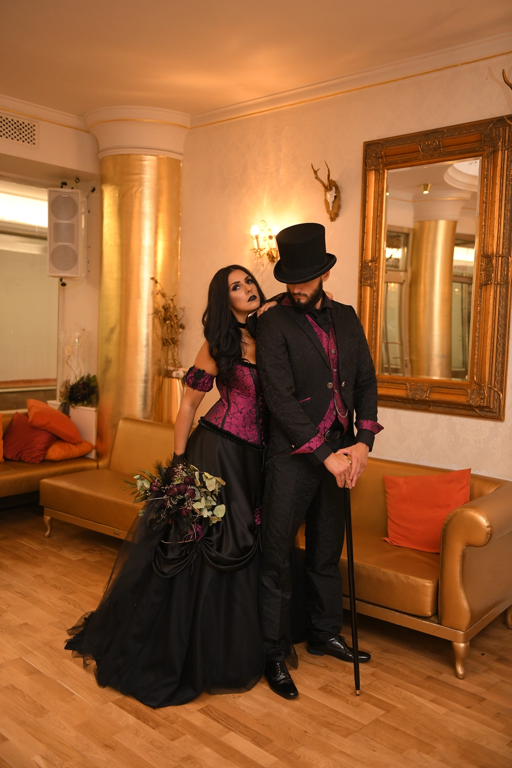 Brautatelier Mutz - Brautkleider - Lady Noir