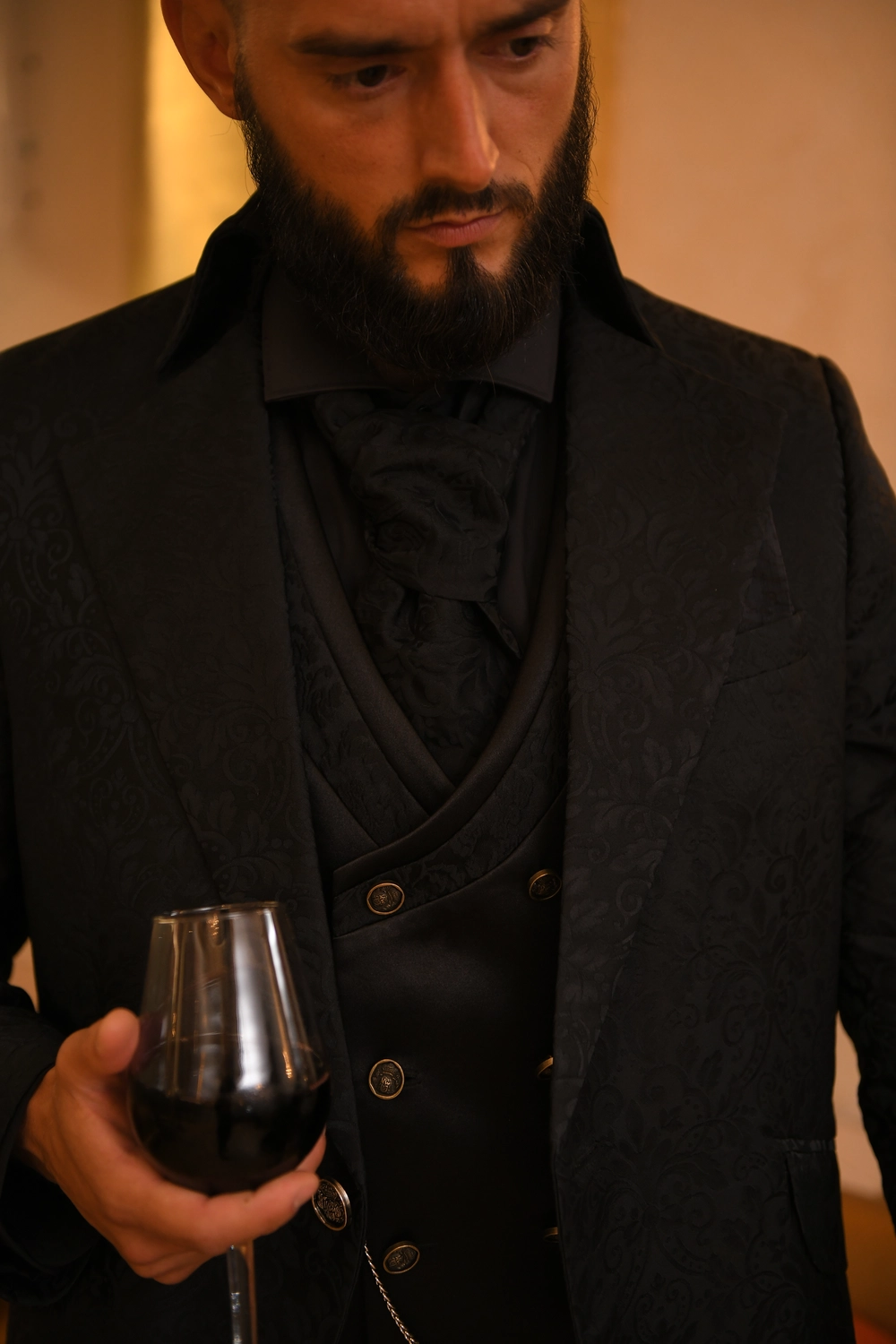 Brautatelier Mutz - Brautkleider - Lady Noir