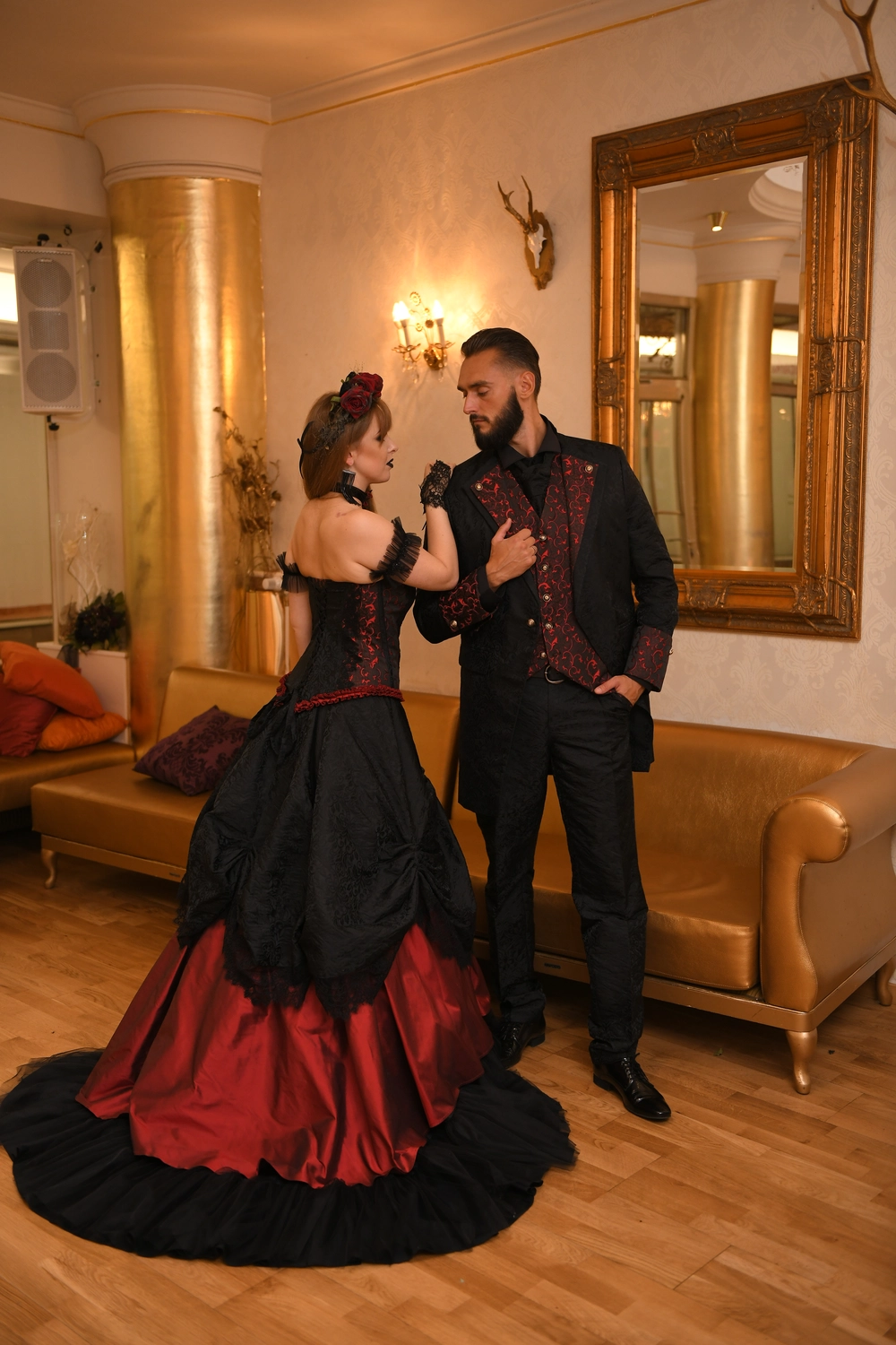 Brautatelier Mutz - Brautkleider - Lady Noir