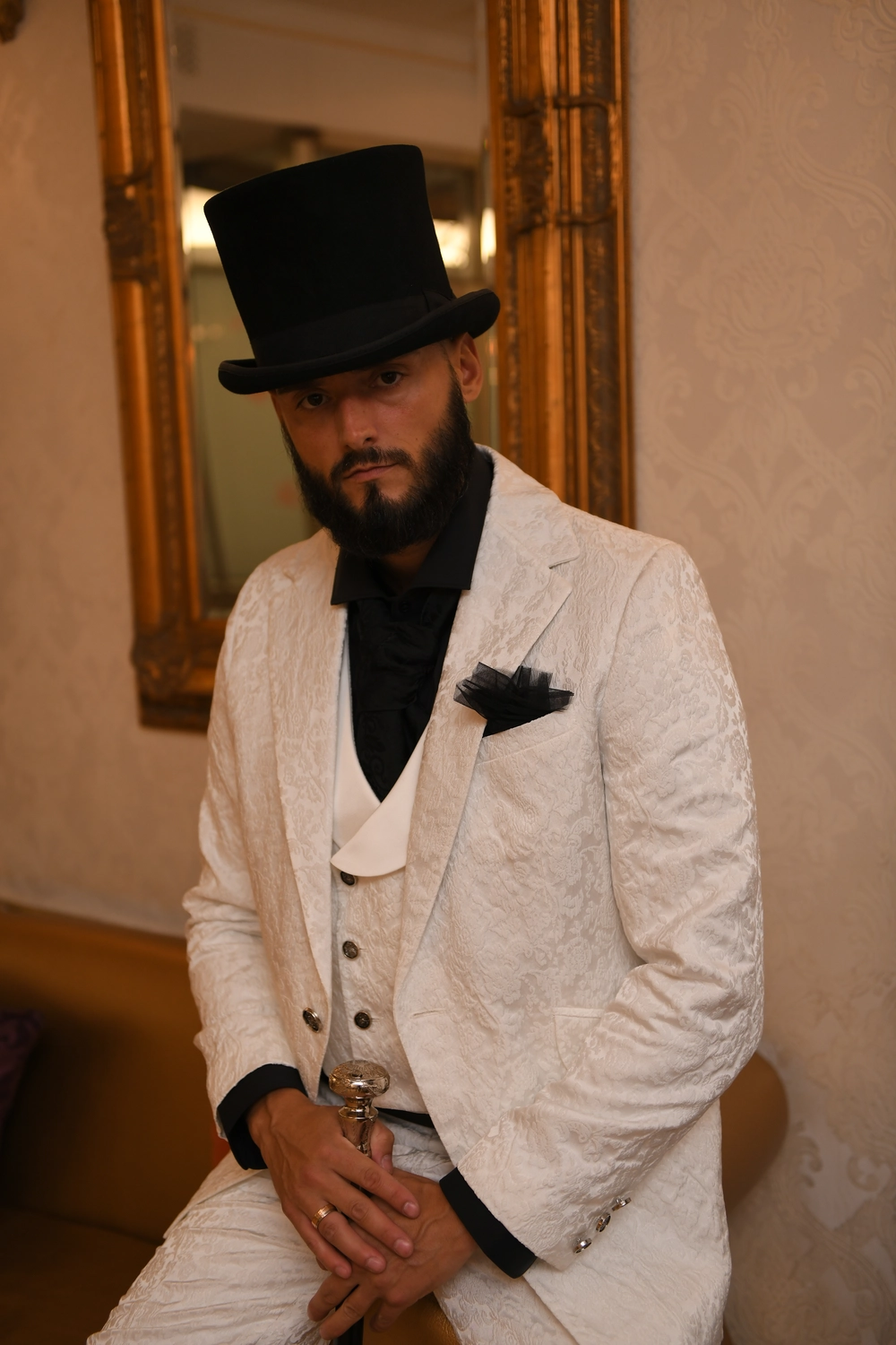 Brautatelier Mutz - Brautkleider - Lady Noir