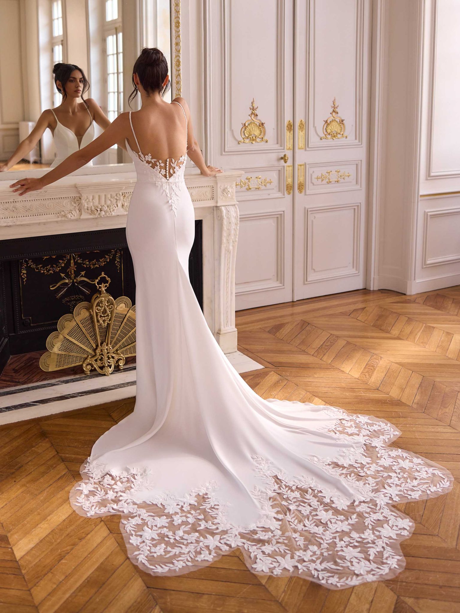 Bianco-Evento-Limited-dress-GIA-(2)