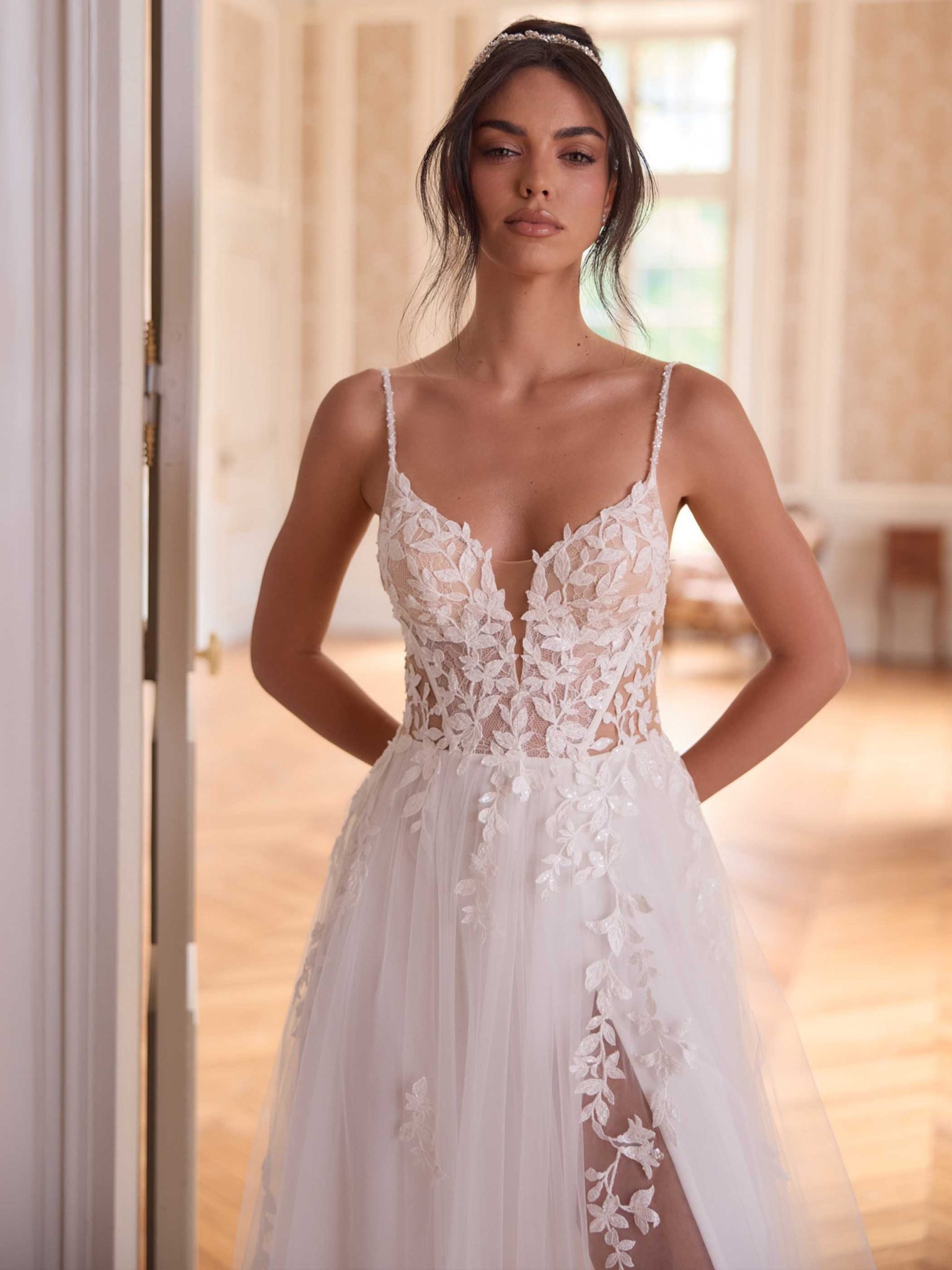 Bianco-Evento-Limited-dress-KARLLY-(3)