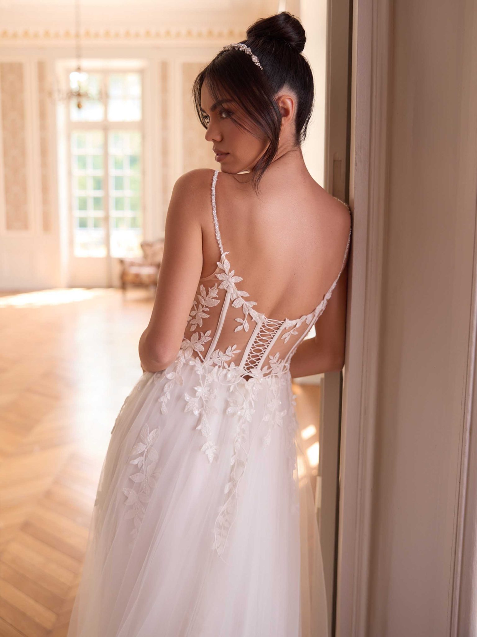 Bianco-Evento-Limited-dress-KARLLY-(4)